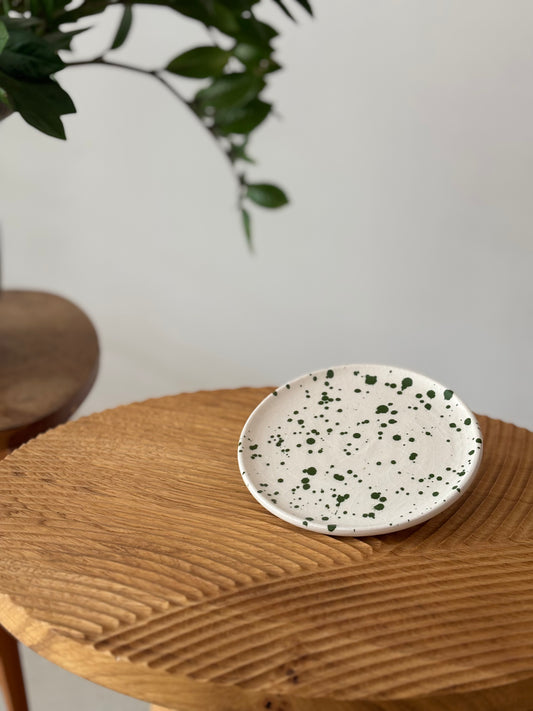 Assiette plate 15 cm – Mouchetée – 100% fait main