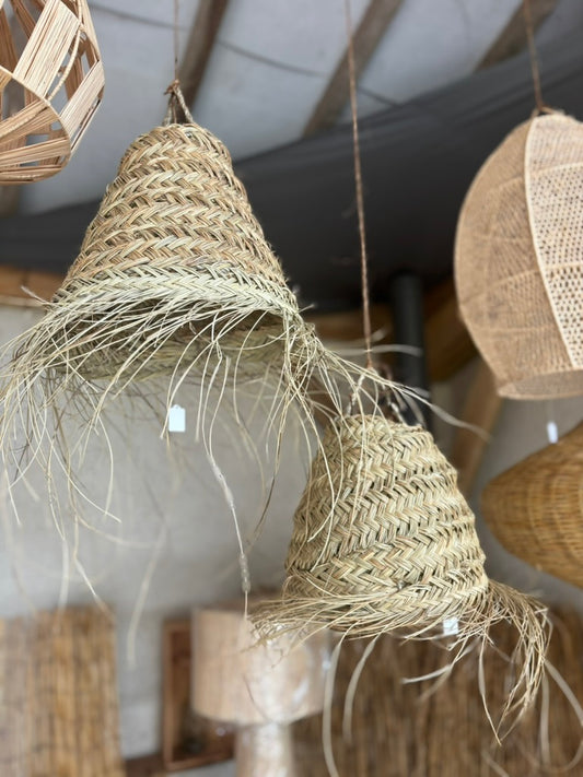 Suspension Sauvage en palmier tressé